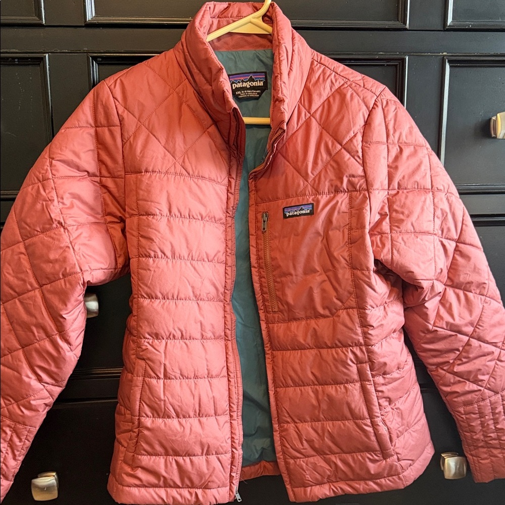 Patagonia Quilted Jacket in Salmon Pink